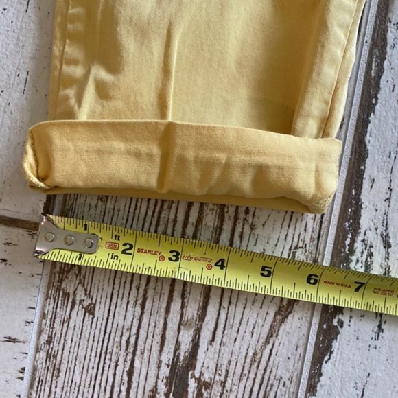 Yellow chinos, like NEW! ☀️the perfect summer pant - Picture 4 of 10